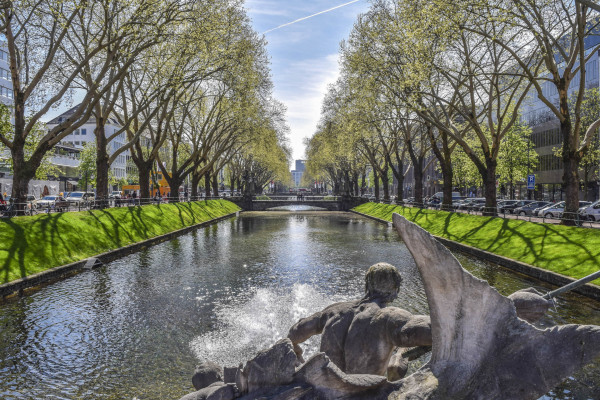 Blick auf die Königsallee, Düsseldorf